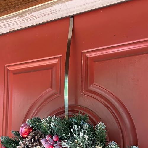 Haute Decor HighProfile Curved Wreath Hanger in Antique Brass