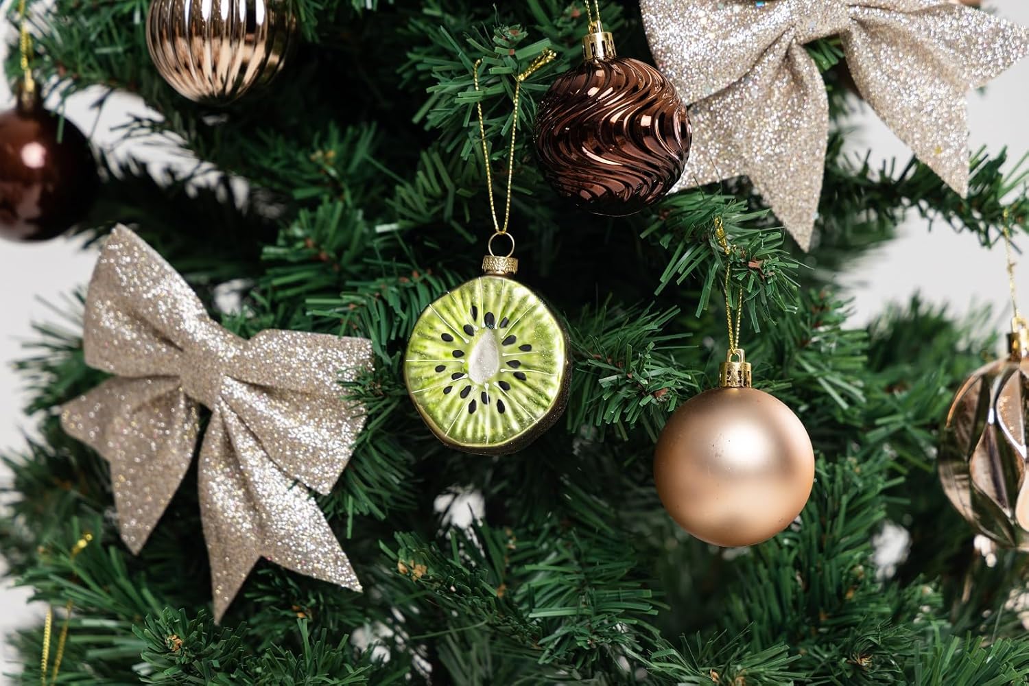 2pcs Glass Kiwi Fruit Christmas Tree Ornaments