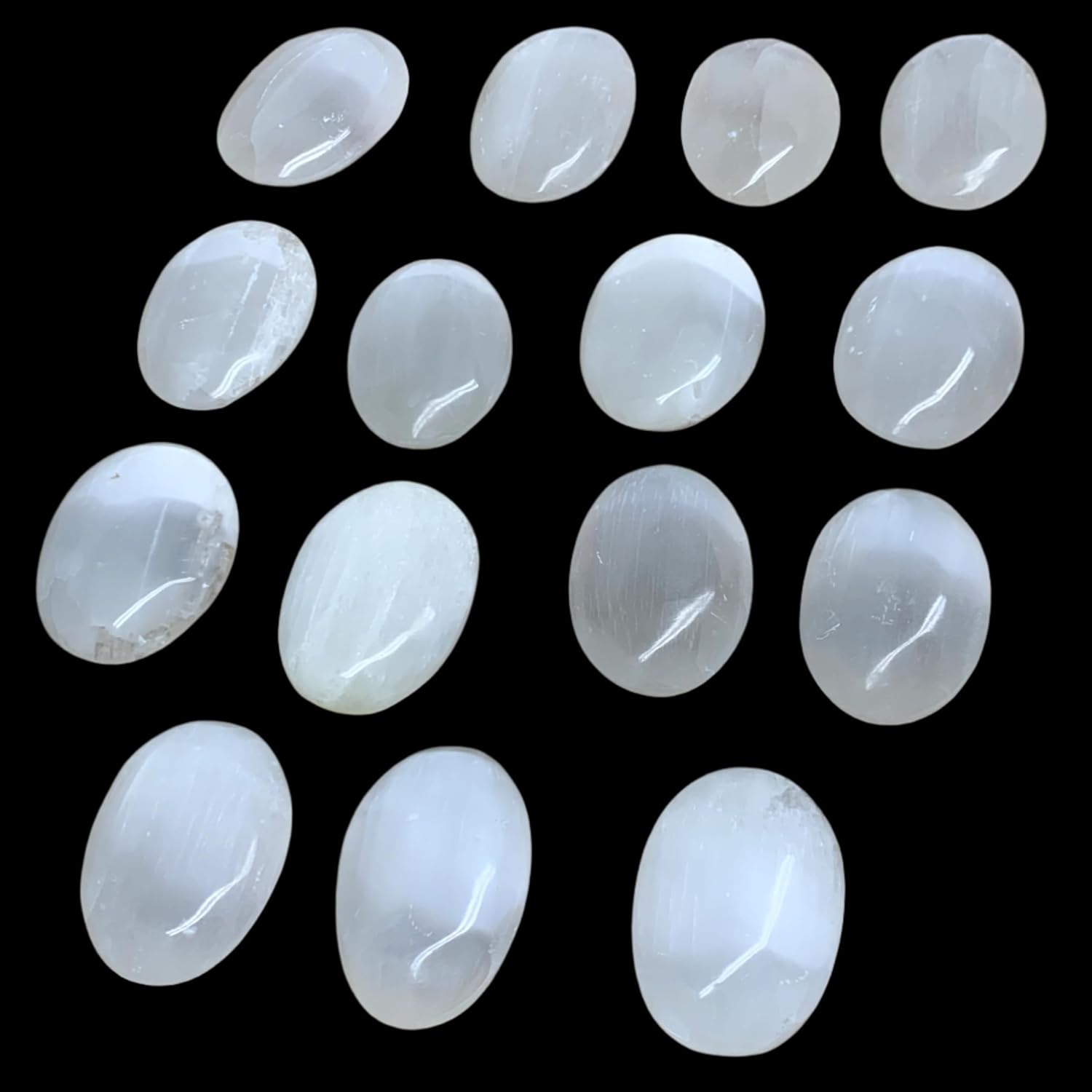WatanGems 1pc Natural Selenite Palm-Stone Crystal Pillow Shape Collectible