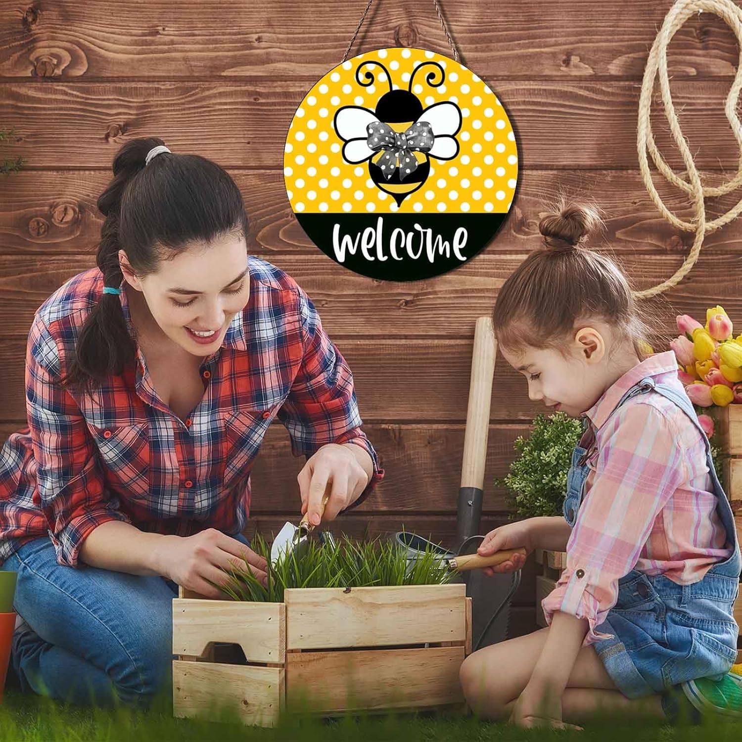 Ceutoiy Bee Wreath Hanger for Front Door Decor