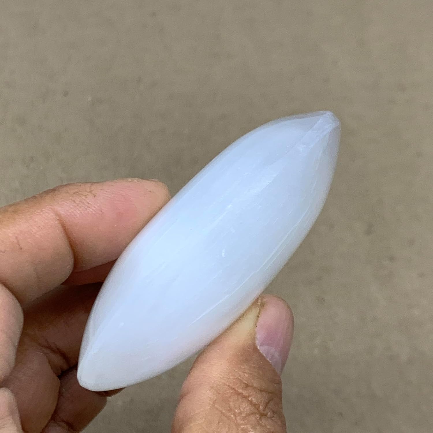 WatanGems 925g Natural Selenite Palm Stone Crystal Pillow Shape Collectible