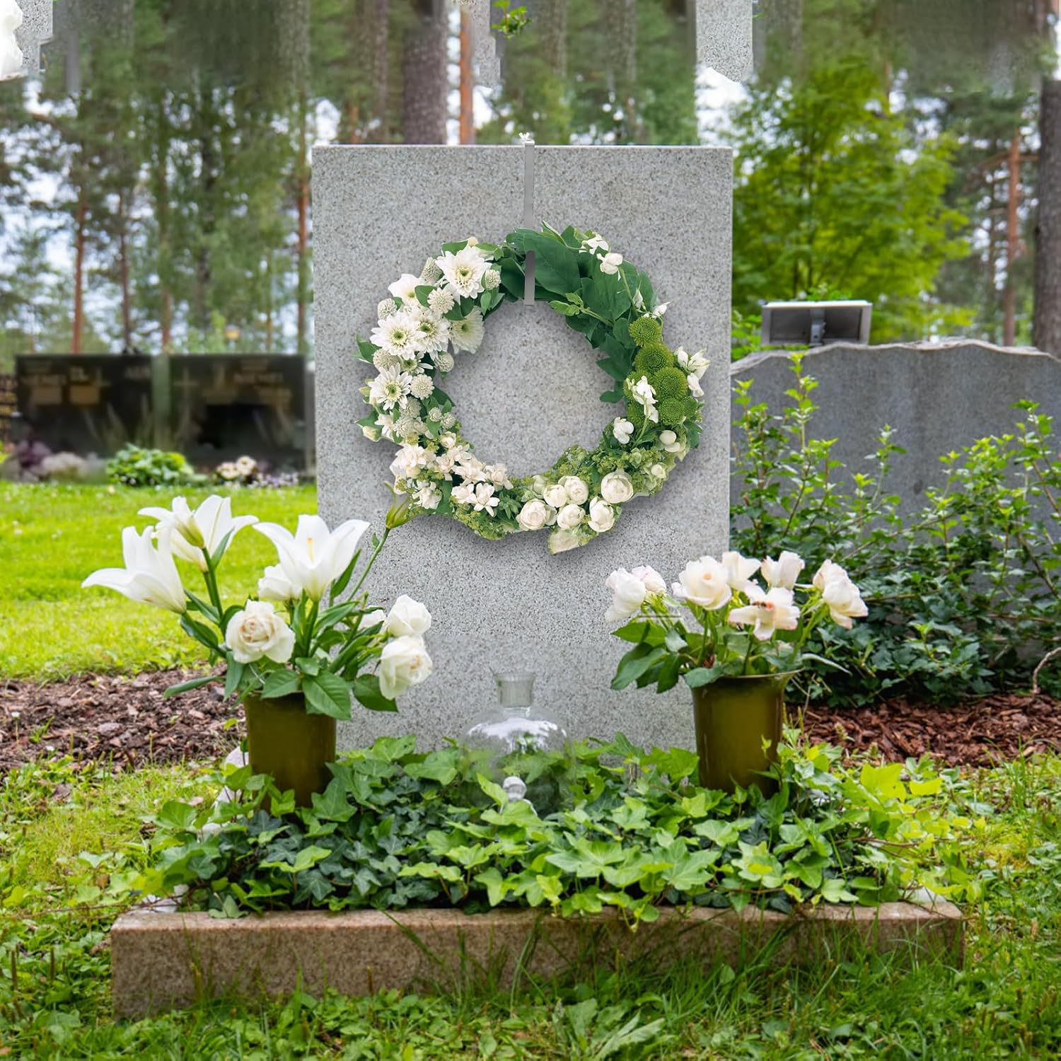 2Pcs Adjustable Christmas Wreath Hanger for Tombstones