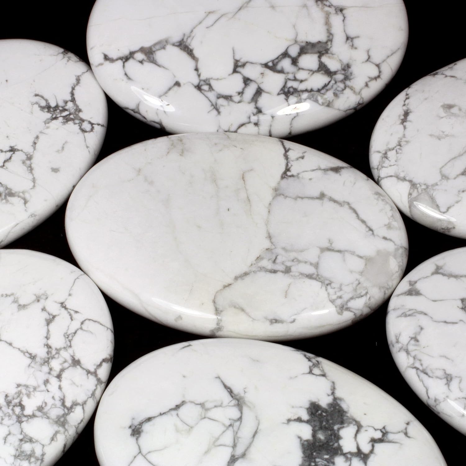 CrystalAge Howlite Palm Stone 70x50mm
