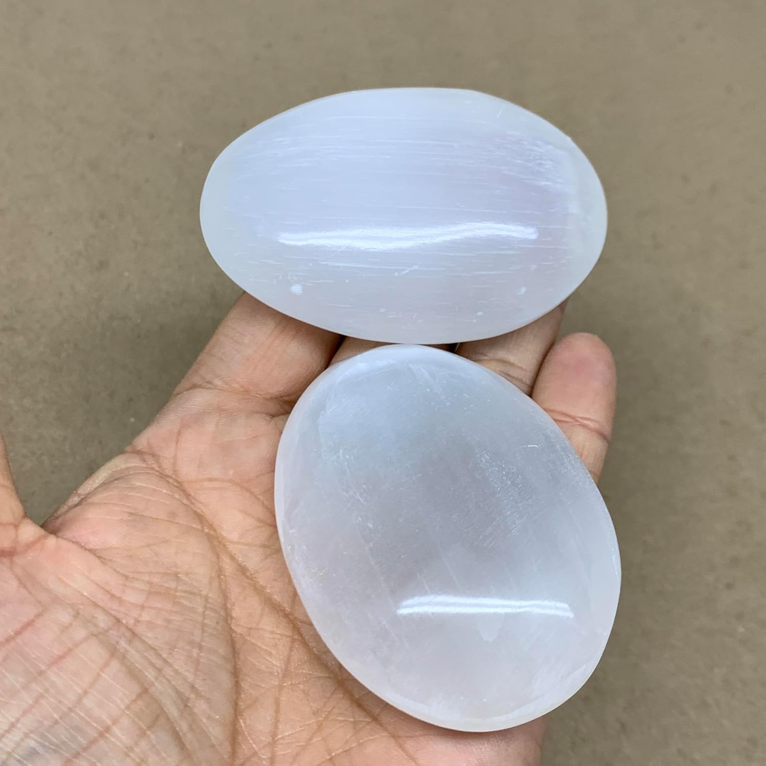 WatanGems 1pc Natural Selenite Palm-Stone Crystal Pillow Shape Collectible